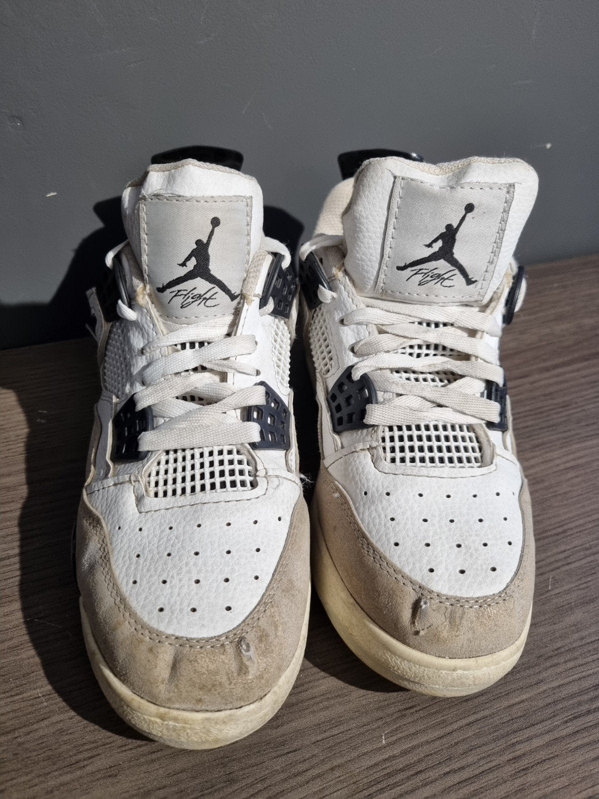 Nike Air Jordan 4 Retro 'Military Black' – Maat 39 (Gedragen, Verzenden, Gebruikt, Schoenen