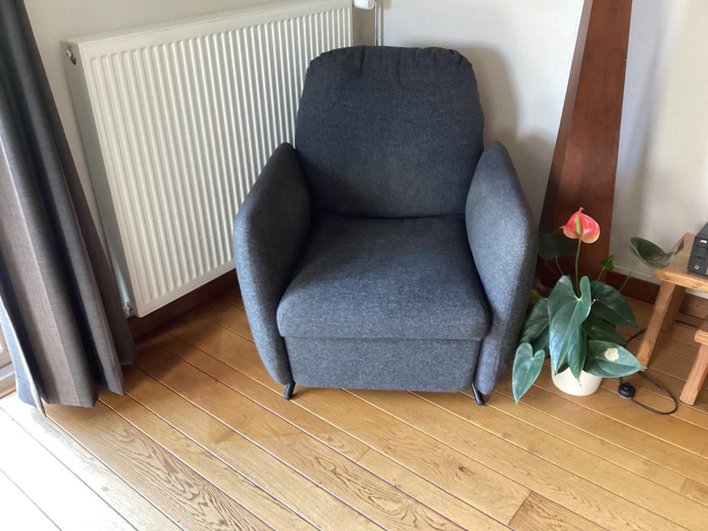 Heerlijke relax fauteuil, Ophalen, Zo goed als nieuw, 75 tot 100 cm