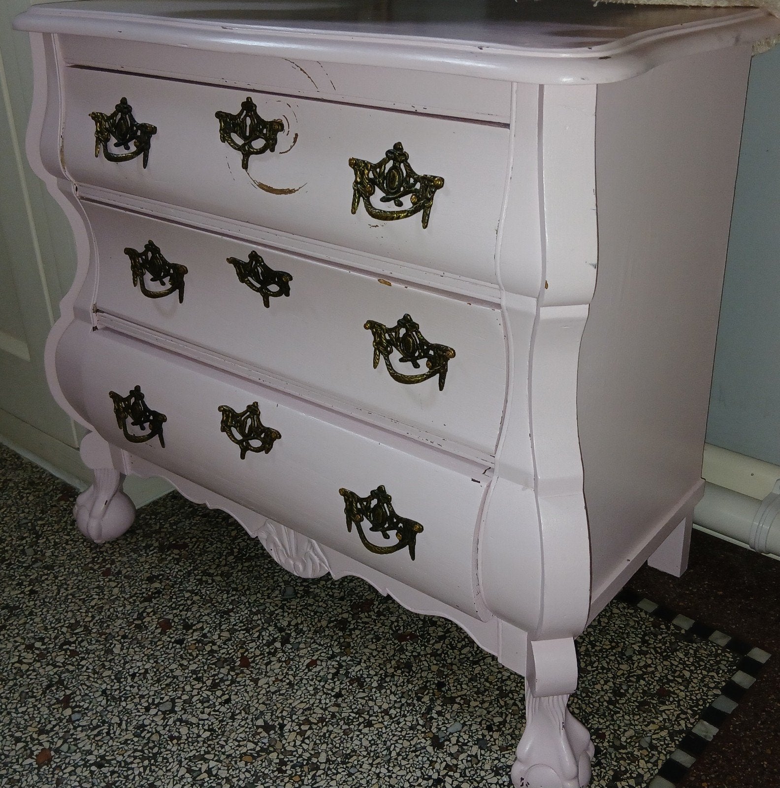 Vintage roze buikkasje met 3 lades, Antiek en Kunst, Ophalen
