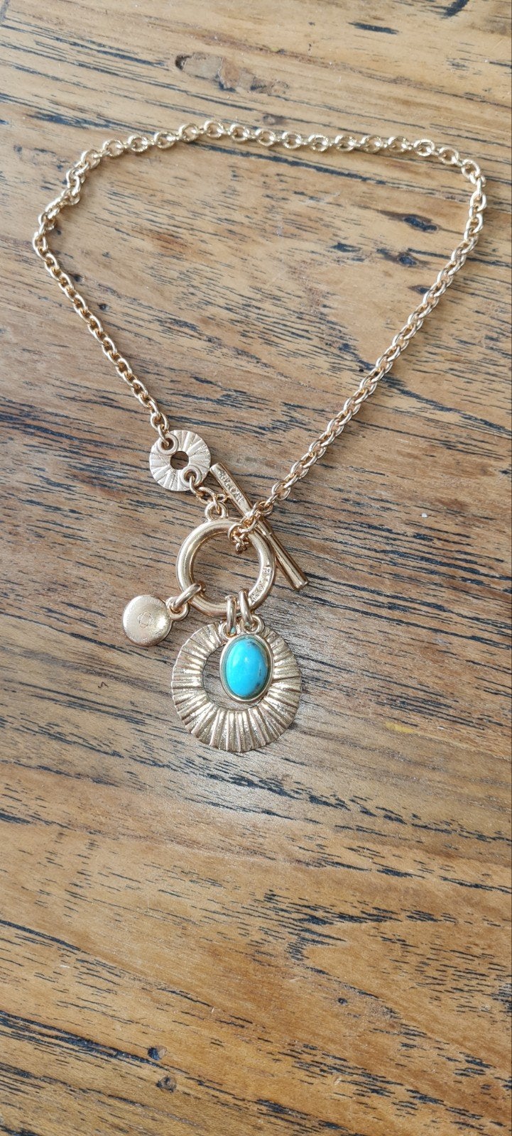 Gouden ketting met turquoise steen, Overige materialen, Ophalen of Verzenden, Zo goed als nieuw, Met edelsteen