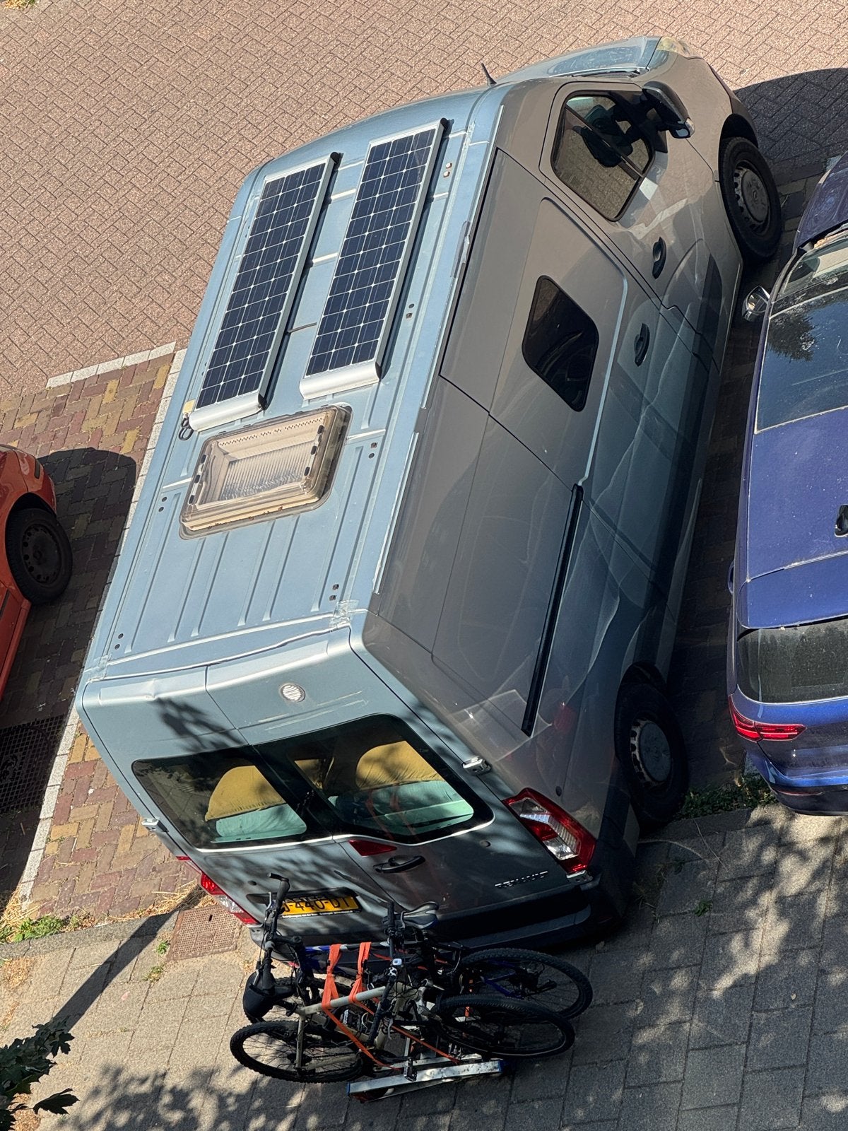 Renault Master L2H2 off-grid bus camper APK tot 28 juni 2027, Overige merken, Tot en met 2, Particulier, Luifel