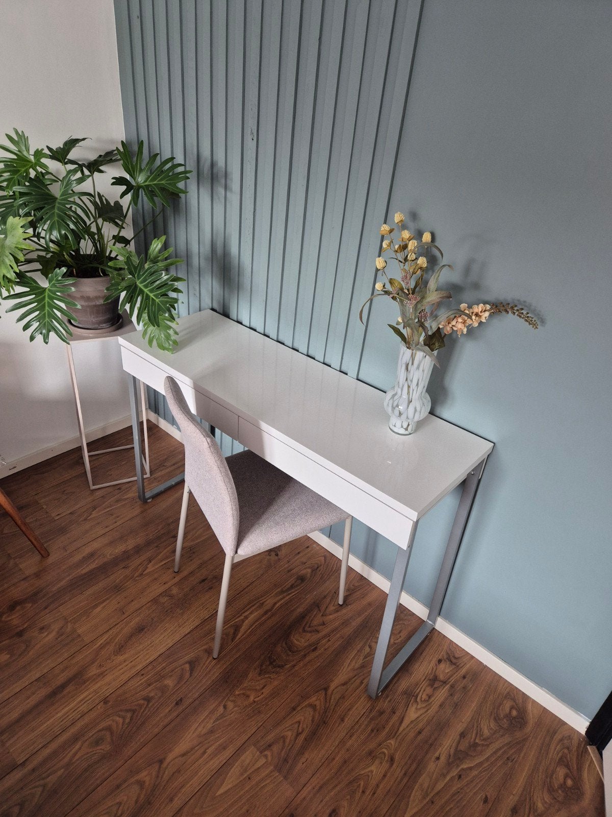 Make-up tafel / compact bureau inclusief stoel, Ophalen of Verzenden, Zo goed als nieuw, Overige materialen, Met lades