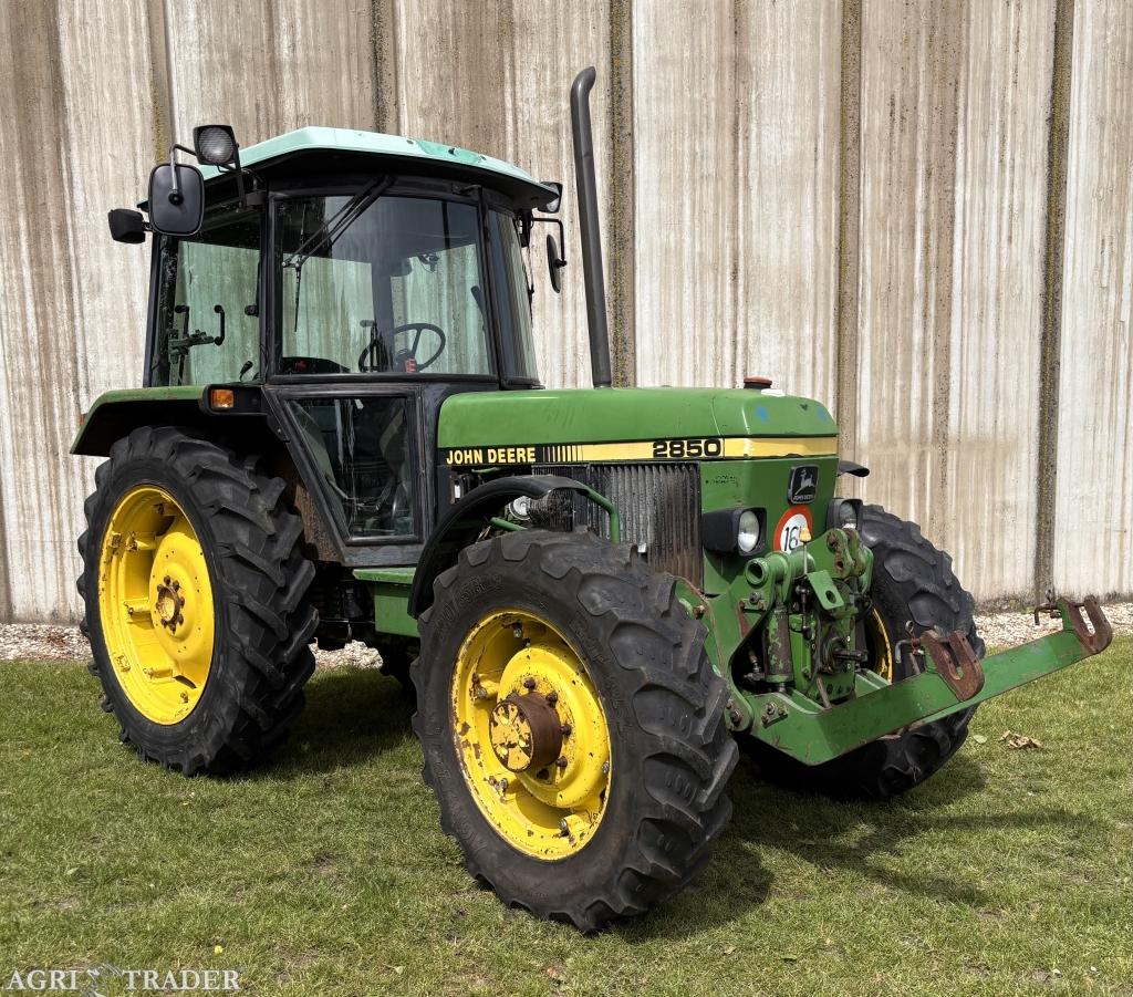 John Deere 2850 - 4WD - fronthef / front PTO - 2e set wielen, John Deere, 80 tot 120 Pk, -, Meer dan 10000