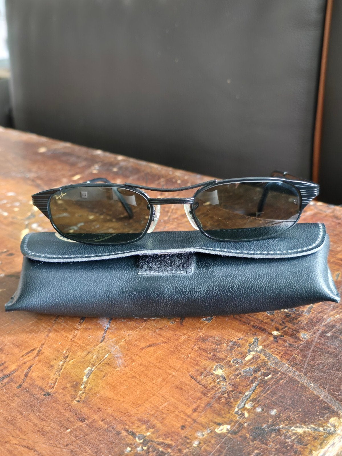 Vintage Rayban zonnebril origineel Ray-Ban zonnebril en hoes, Sieraden, Tassen en Uiterlijk, Zonnebrillen en Brillen | Heren, Ophalen