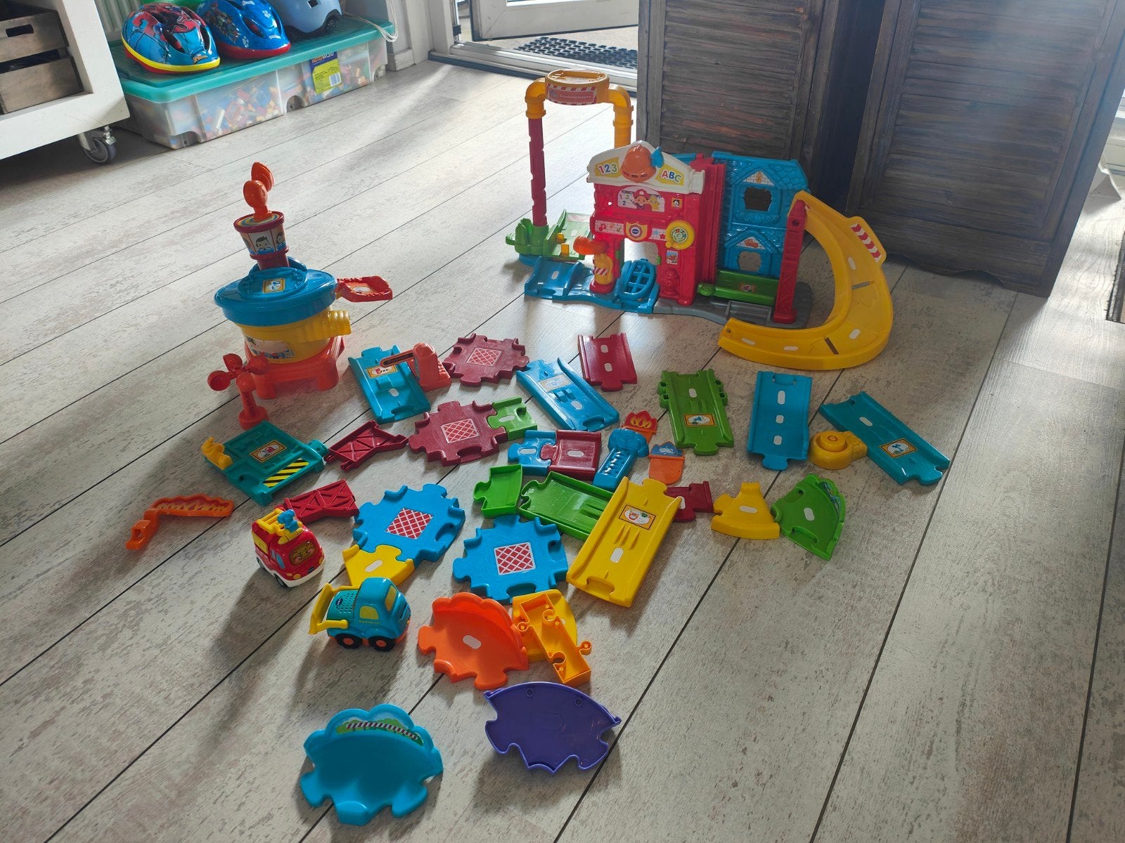 V tech, Toet Toet auto's., Kinderen en Baby's, Speelgoed | Vtech, Ophalen, 2 tot 4 jaar