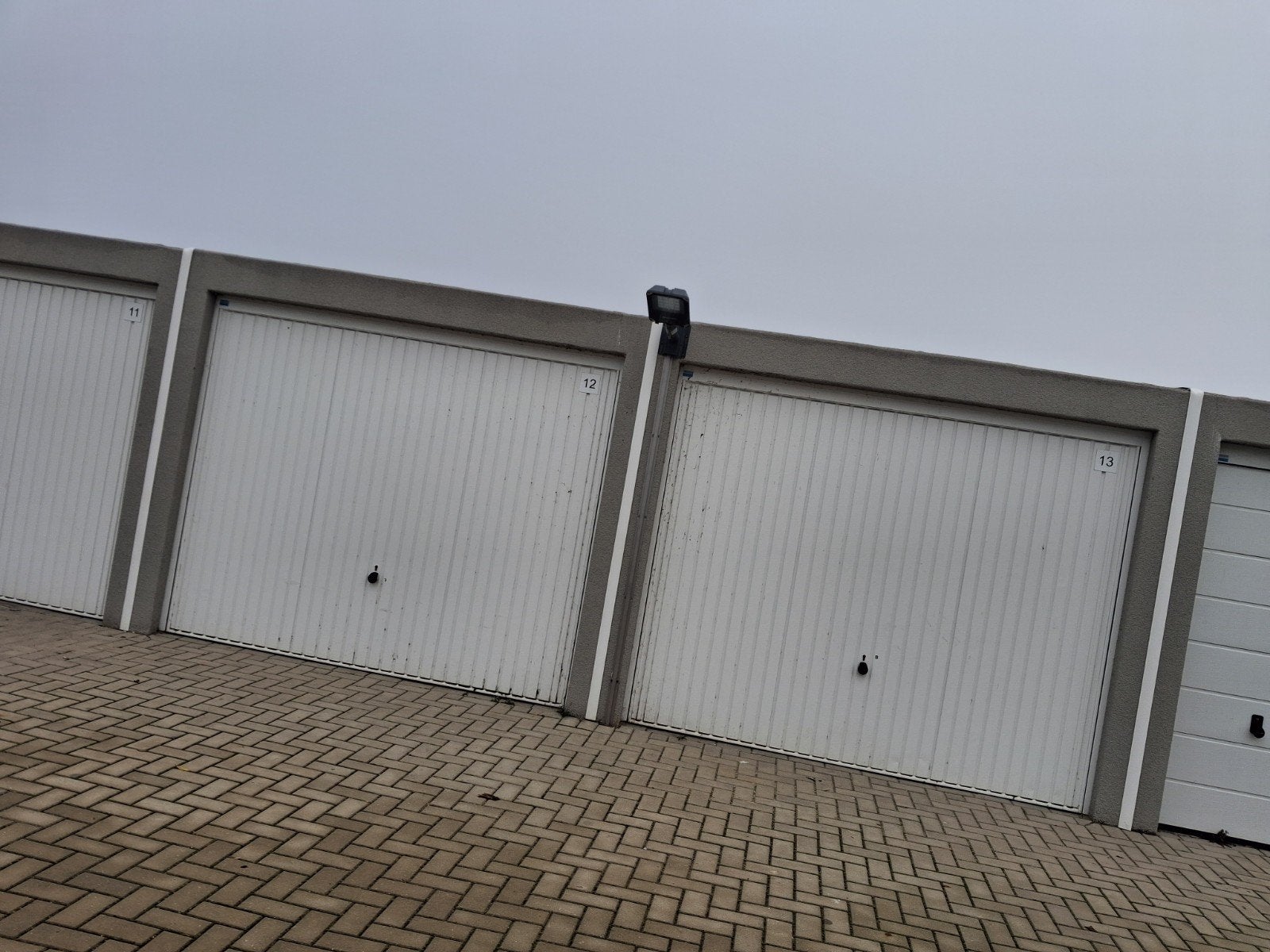 TE HUUR garagebox/ opslagbox  Middelharnis