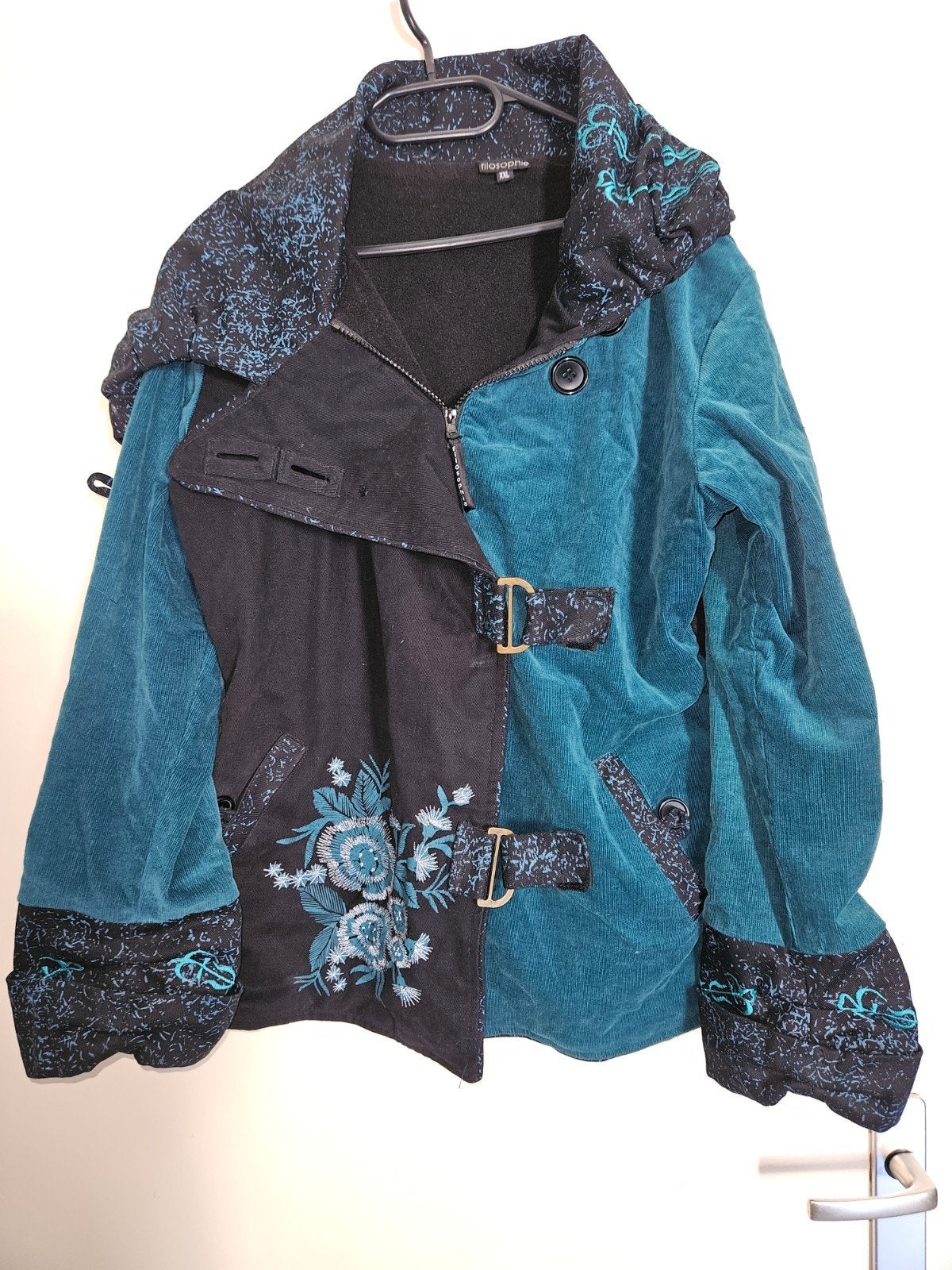 Nieuwe en zo goed als nieuwe kleding maat 44/46, Ophalen, Nieuw