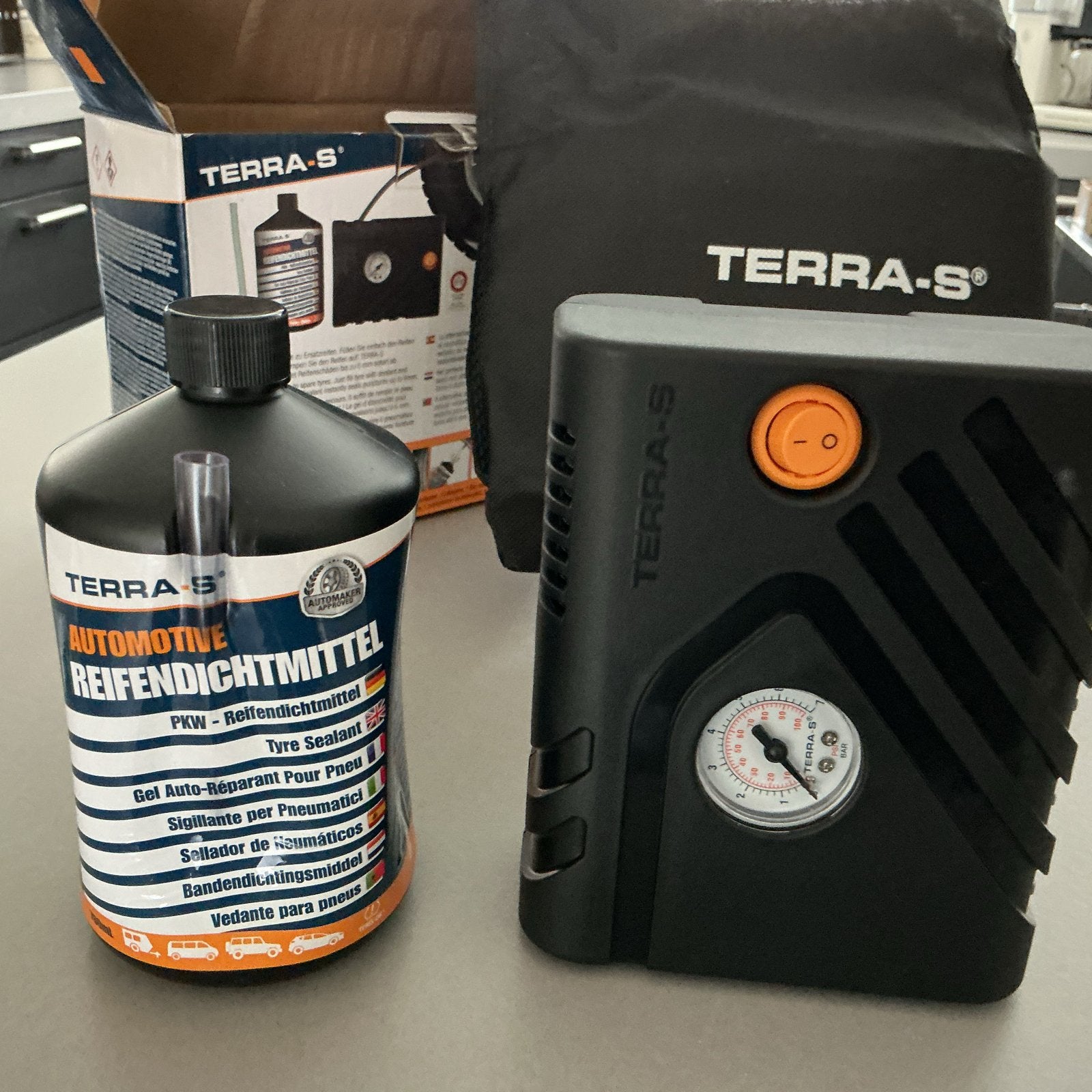 Terra-S Standard Kit Bandenreparatieset met Compressor, Ophalen, Nieuw