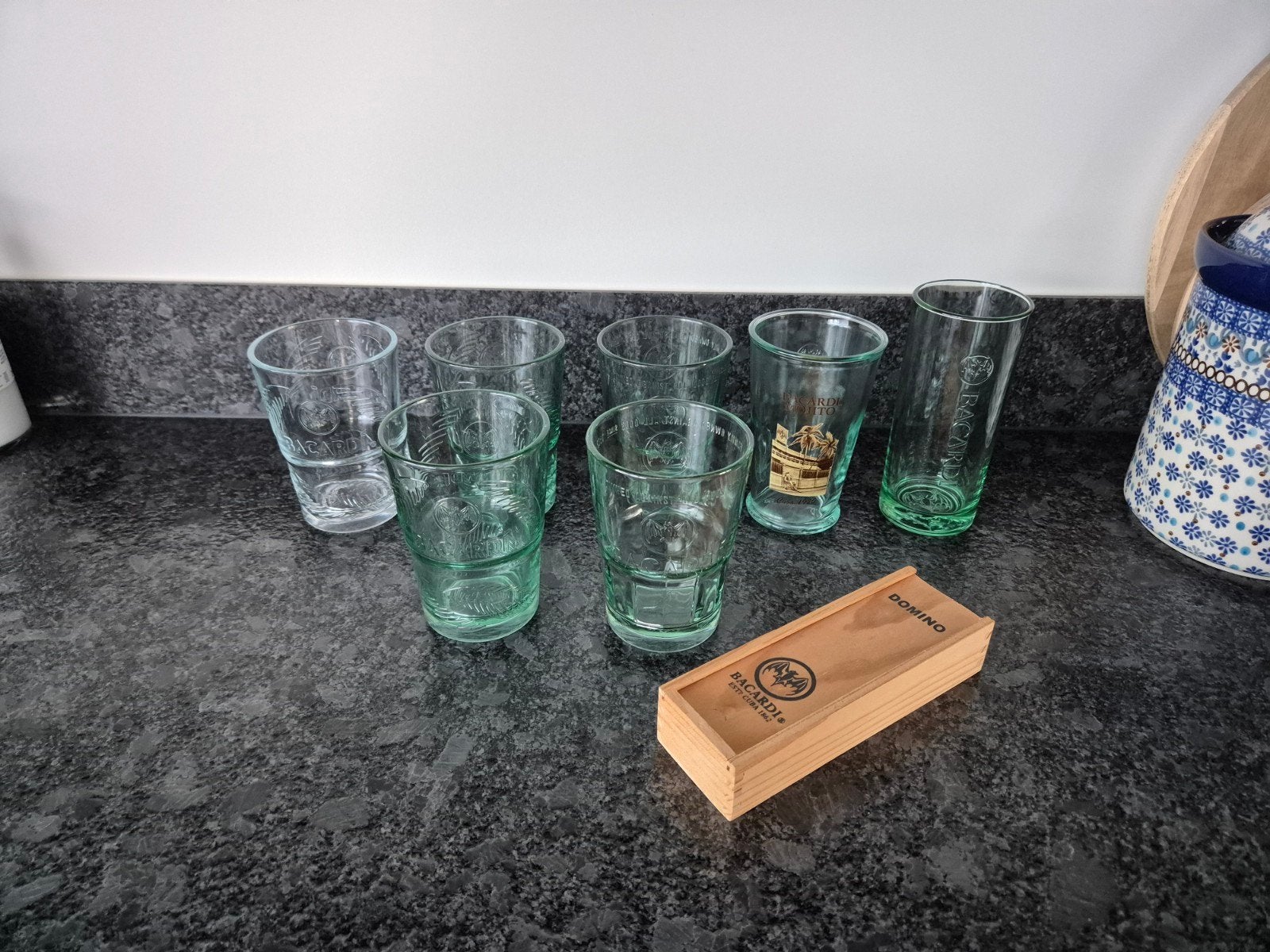 Bacardi glazen, Verzenden, Zo goed als nieuw