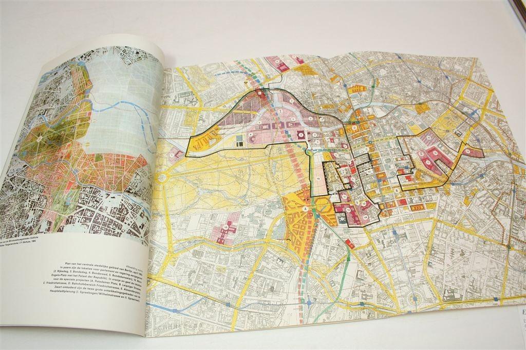 De Architect — Berlijn na de Muur, Stadsplanning, Boeken, Ophalen of Verzenden, Gelezen, Architecten