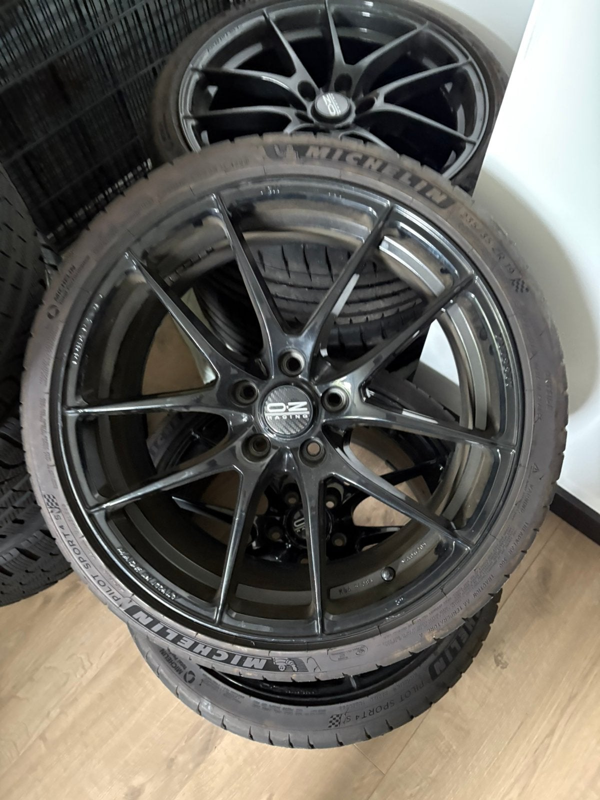 OZ Racing Leggera HLT 19” ET47 / 8.5J Michelin PS4S, Ophalen, Gebruikt