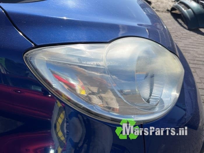 Koplamp rechts van een Peugeot 107, Auto-onderdelen, Gebruikt, -, -, Ophalen of Verzenden