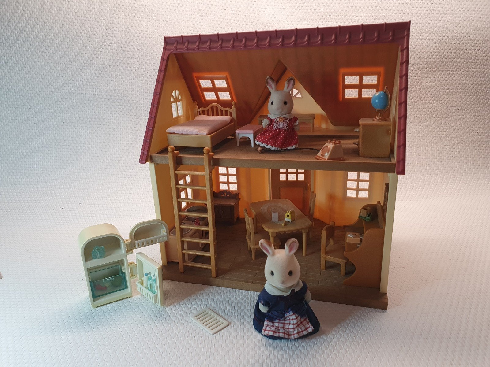 Sylvanian Families Huis met Veel Accessoires en Figuren, Ophalen of Verzenden