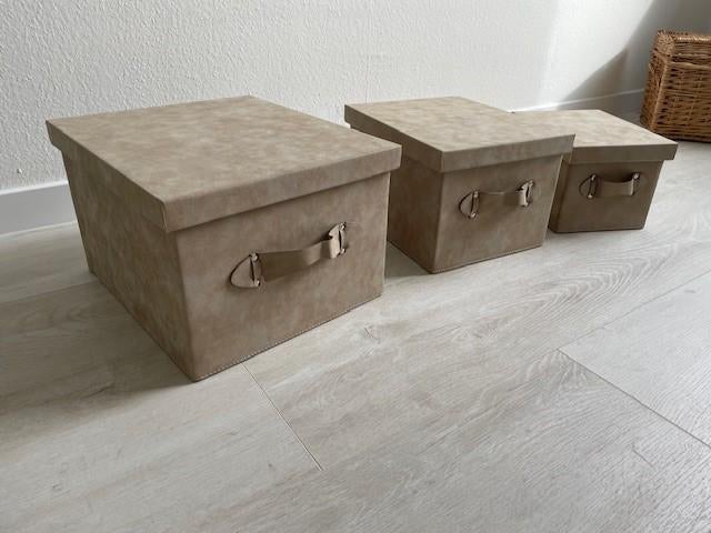 Opberg boxen, Ophalen, Zo goed als nieuw