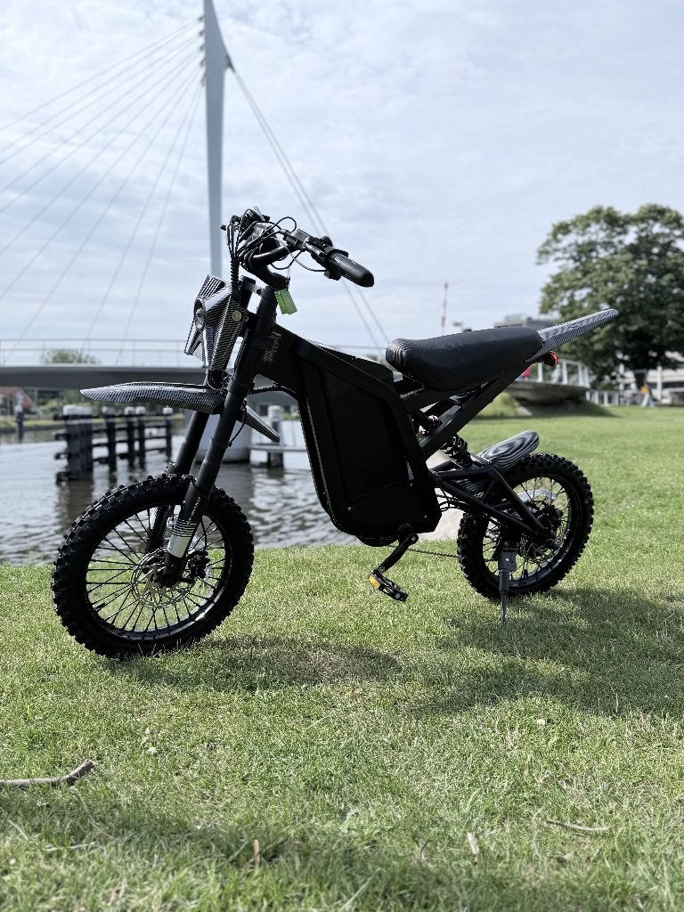 Foto 2 van DIRECT LEVERBAAR - FULLBLACK MOGELIJK - GT16 - NIEUW