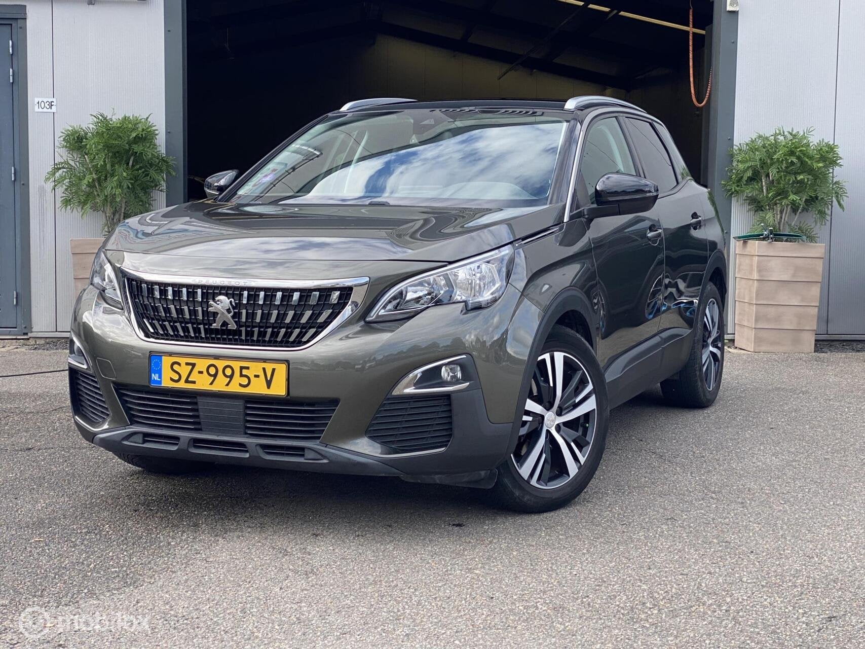 Peugeot 3008 1.2 PureTech Blue Lease Executive|NAP|Trekhaak, Auto's, Gebruikt, Euro 6, 1199 cc, Origineel Nederlands