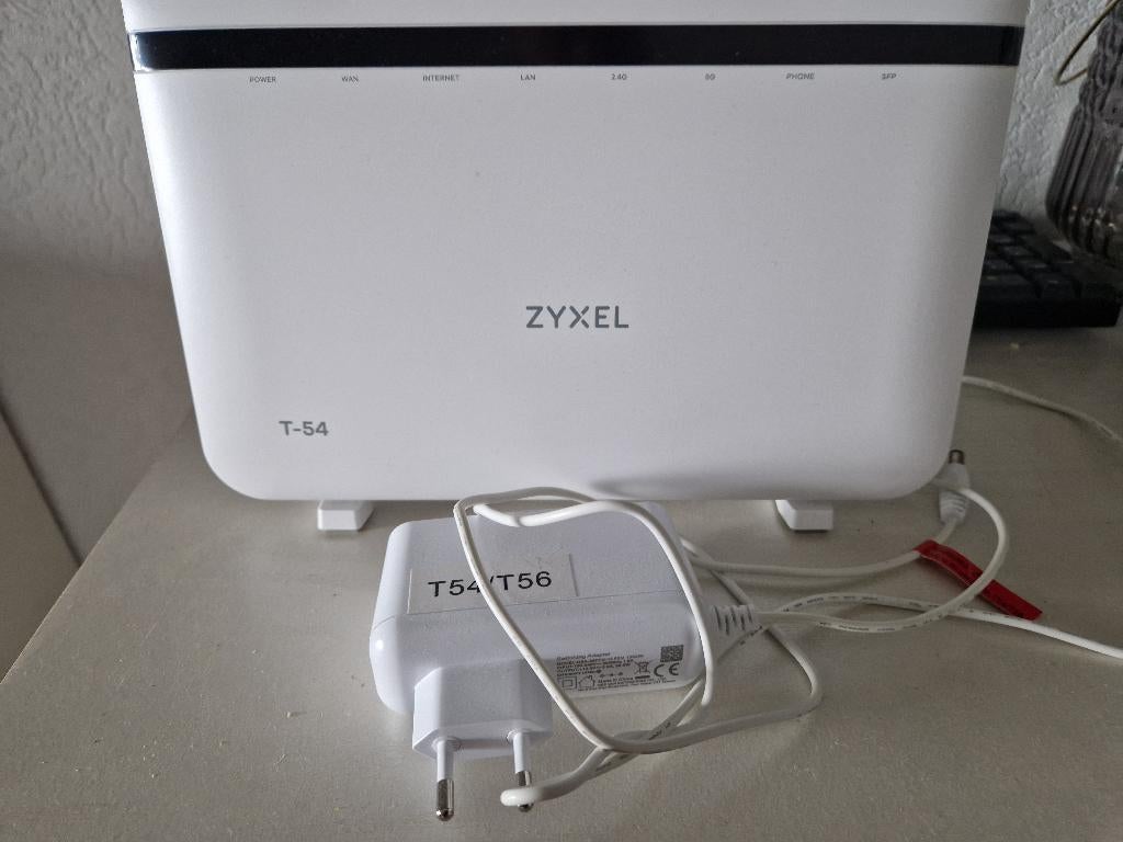 Modem odido, Computers en Software, Routers en Modems, Ophalen of Verzenden, Zo goed als nieuw, Router met modem