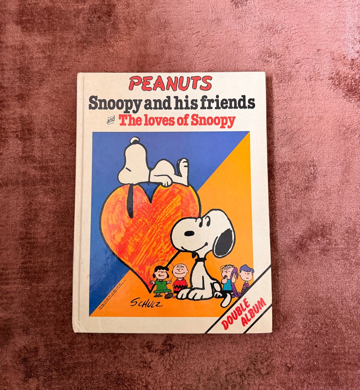 Snoopy and his friends & The loves of Snoopy - 1973, Boeken, Eén stripboek, Ophalen of Verzenden, Zo goed als nieuw
