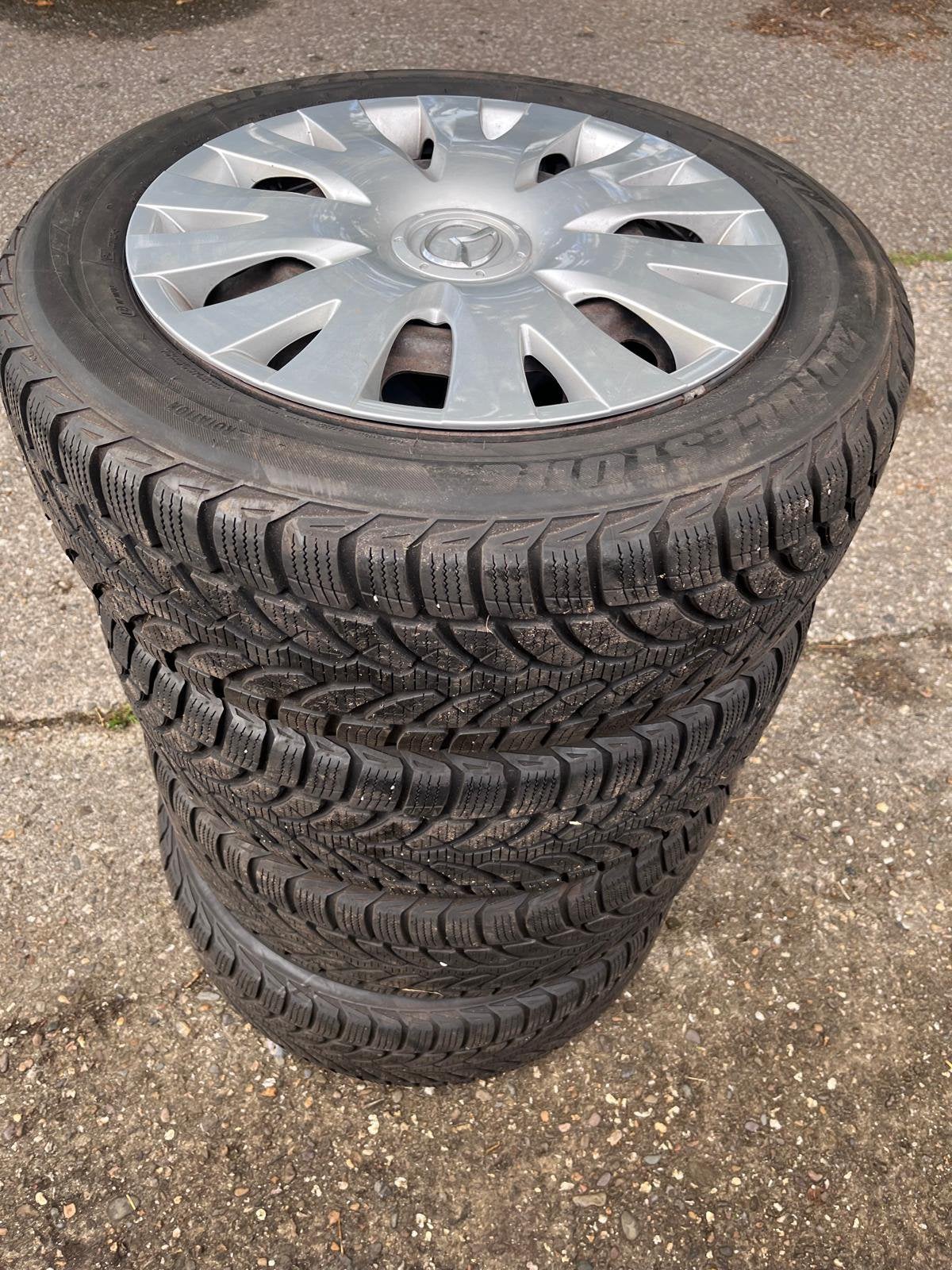 16 inch Mazda 3/5/6 winterset Bridgestone 7mm, Ophalen, Zo goed als nieuw