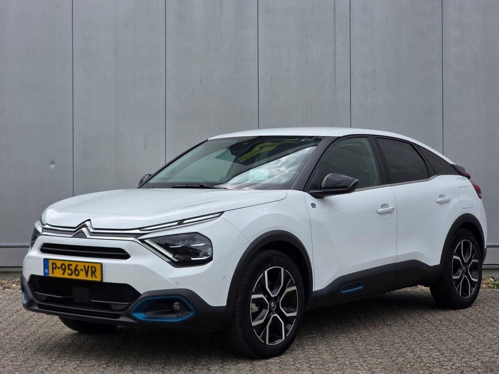 Citroën Ë-C4 Shine 50 kWh Navigatie | Climate Control | Pa, Auto's, Citroën, Automaat, 136 pk, Gebruikt, SUV of Terreinwagen
