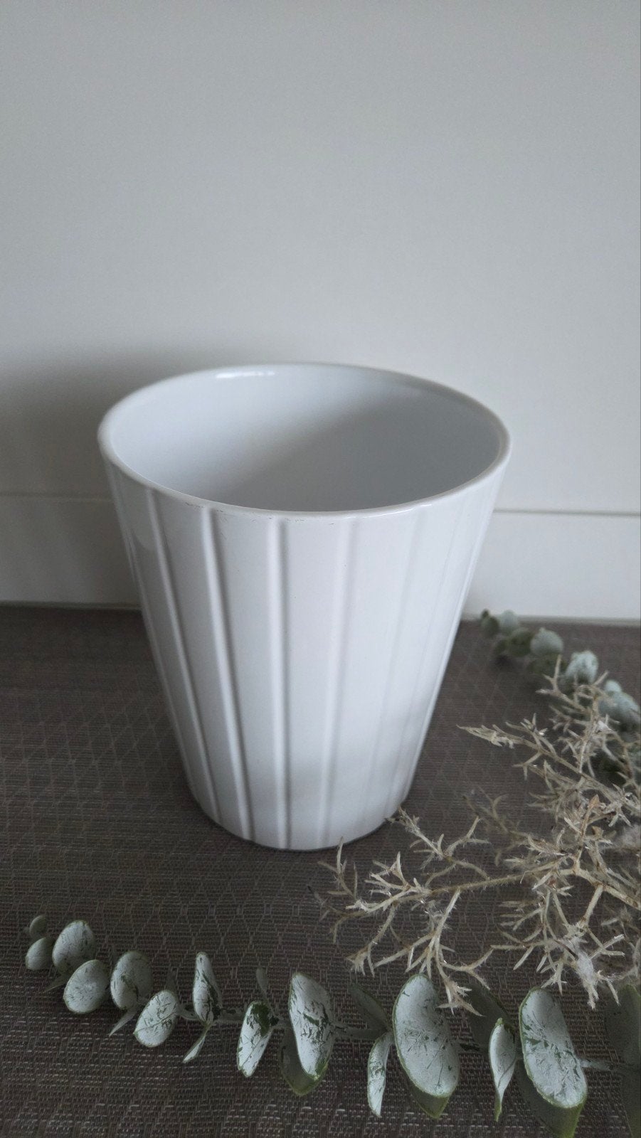 Witte keramische bloempot IKEA Kardemumma H:16cm, B:14cm, Ophalen, Rond, Nieuw, Aardewerk