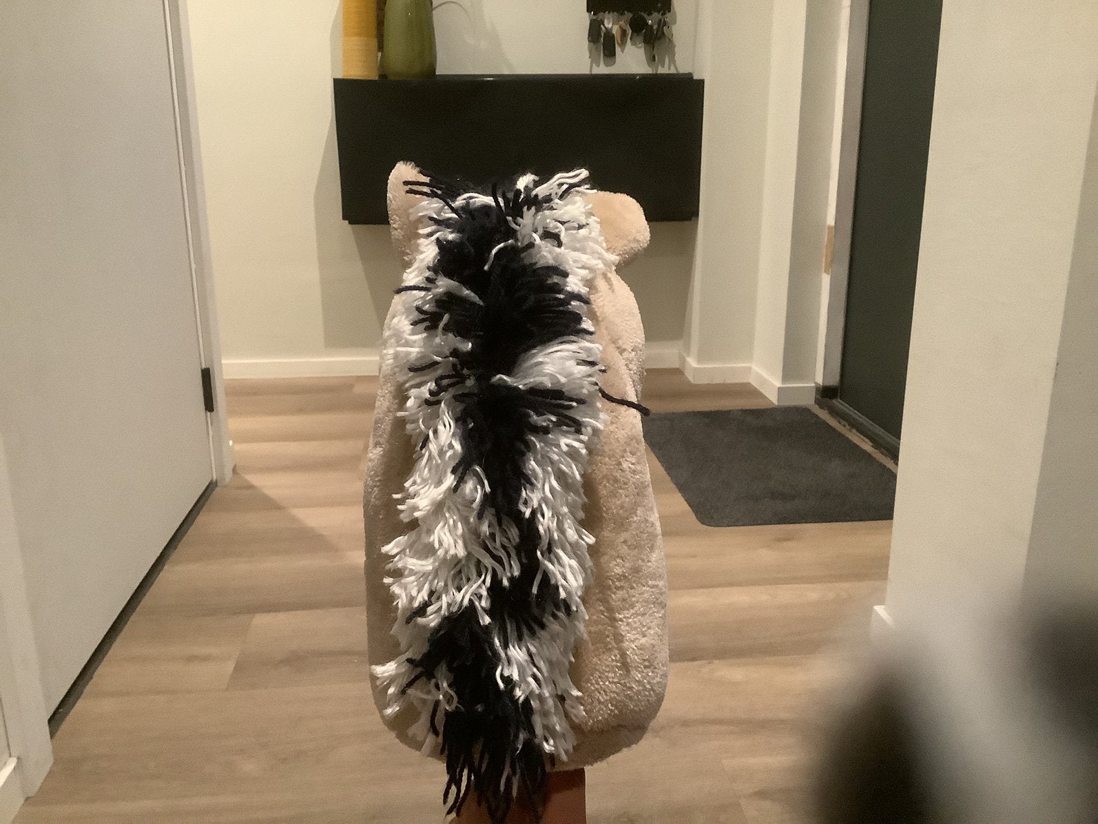 Hobby horse, Ophalen, Zo goed als nieuw