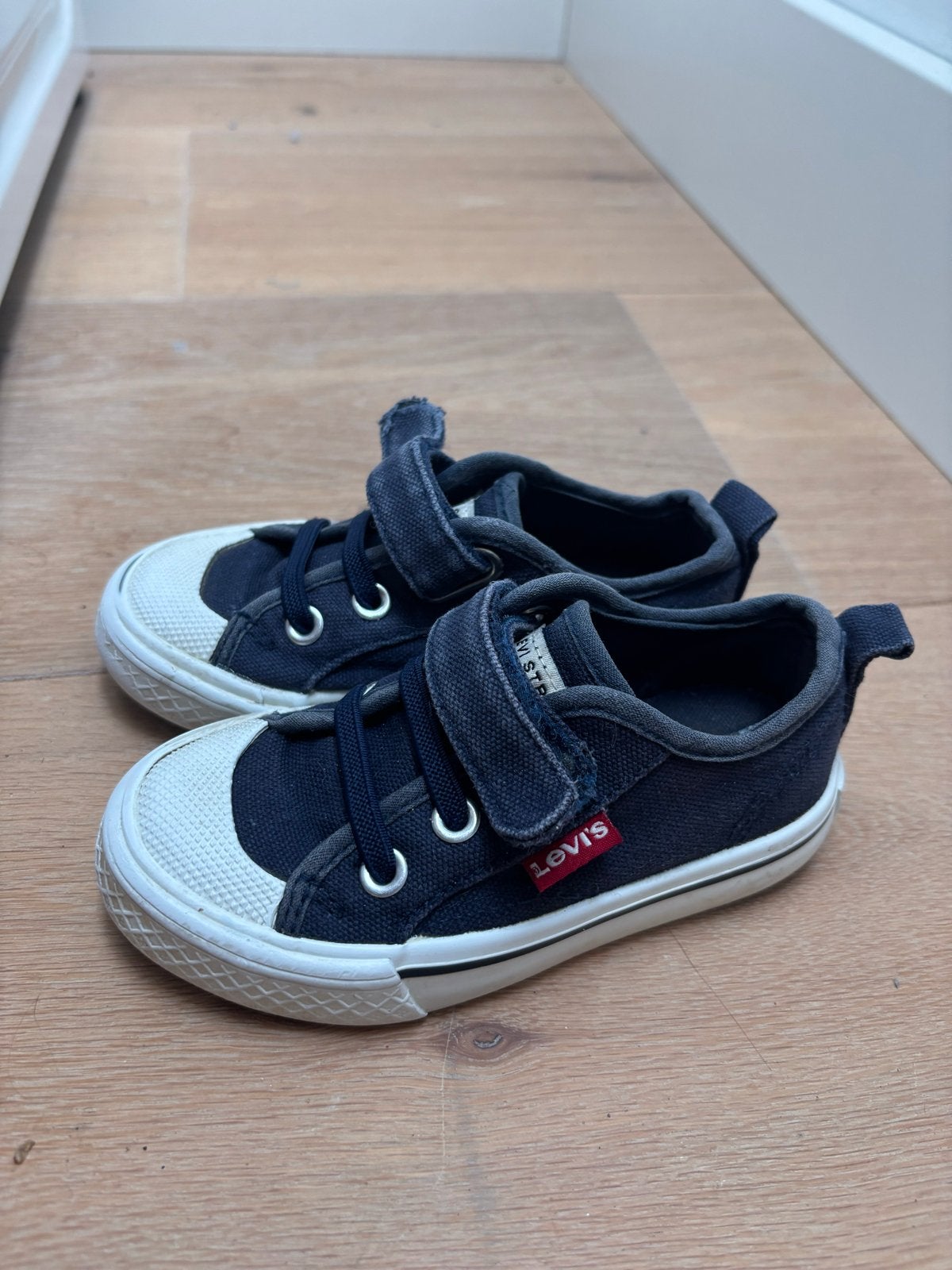 Levis schoenen maat 25 inclusief verzendkosten, Ophalen of Verzenden, Gebruikt, Jongen of Meisje, Schoenen