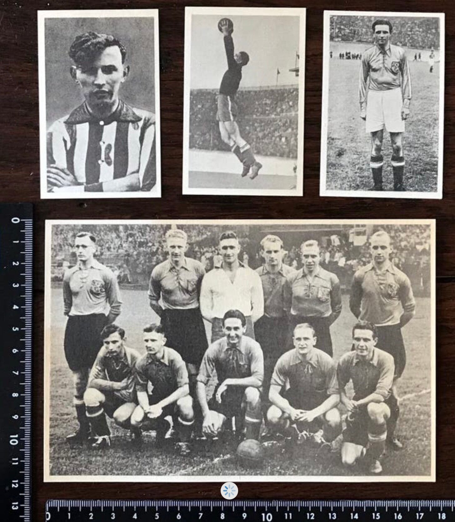 Oude Voetbalplaten  Abe Lenstra  Album Nieuwe Voetbalglorie, Verzamelen, Ophalen of Verzenden, Zo goed als nieuw, Poster, Plaatje of Sticker