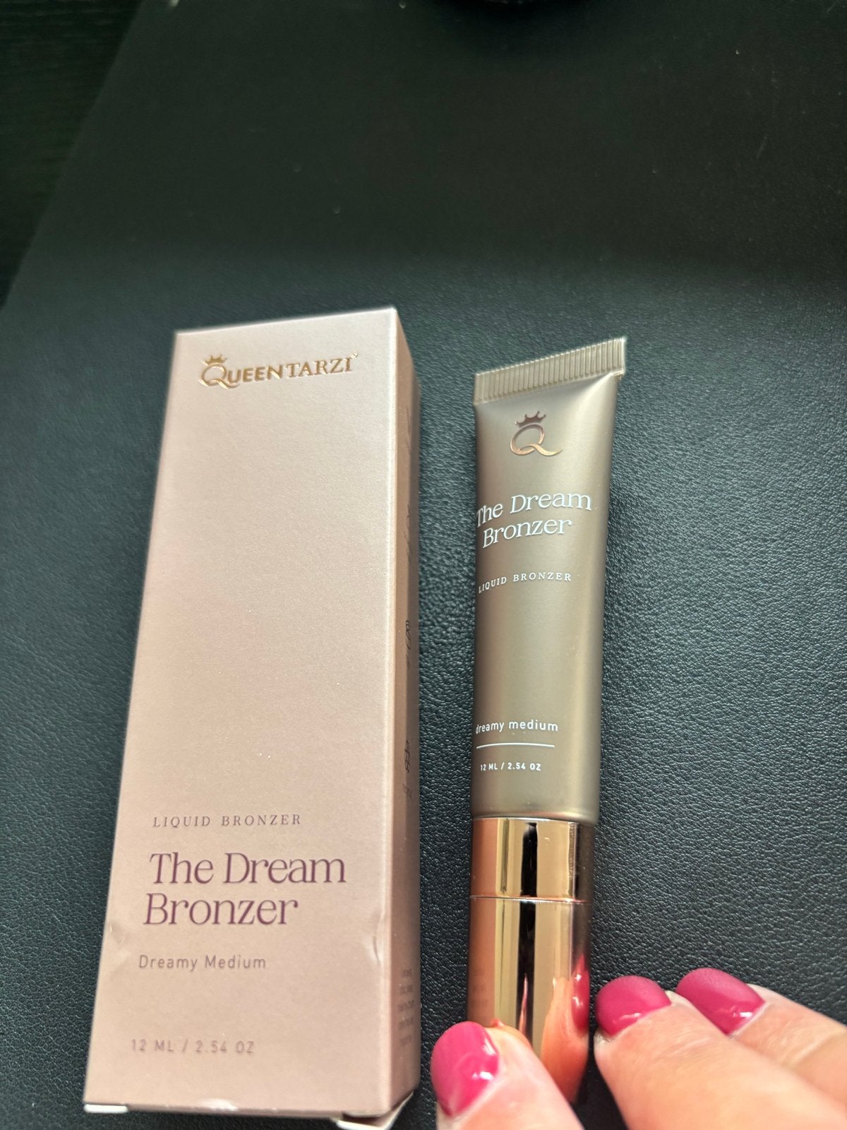 Queentarzi The Dream Bronzer - Dreamy Medium, Bruin, Gehele gezicht, Nieuw, Ophalen of Verzenden