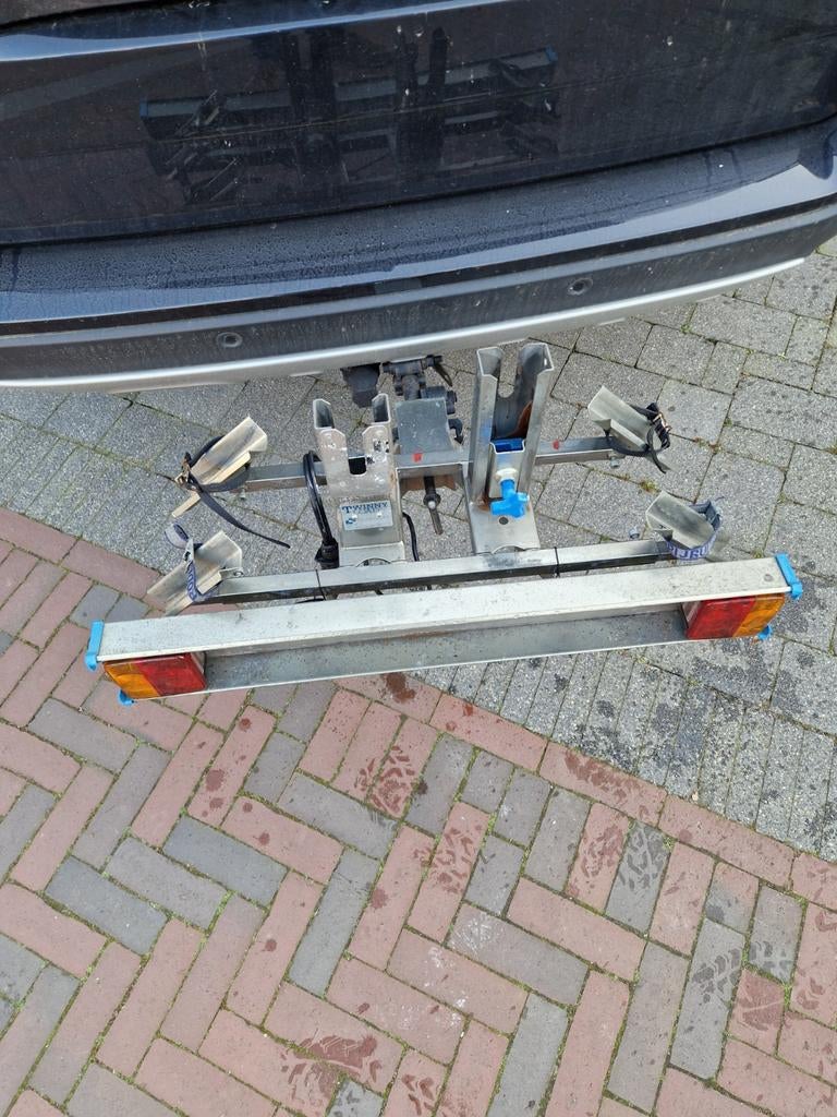 Twinny load voor 2 fietsen, Ophalen, Trekhaakdrager