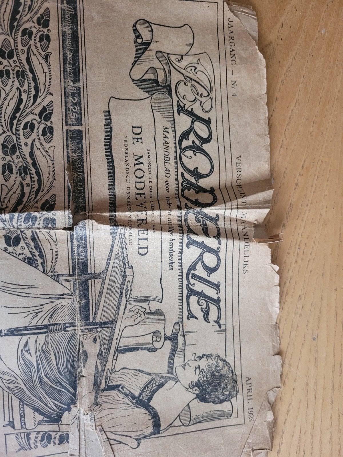 Broderie,blad voor fraaie en nuttige handwerken. April 1923, Ophalen of Verzenden, 1920 tot 1940, Nederland, Tijdschrift