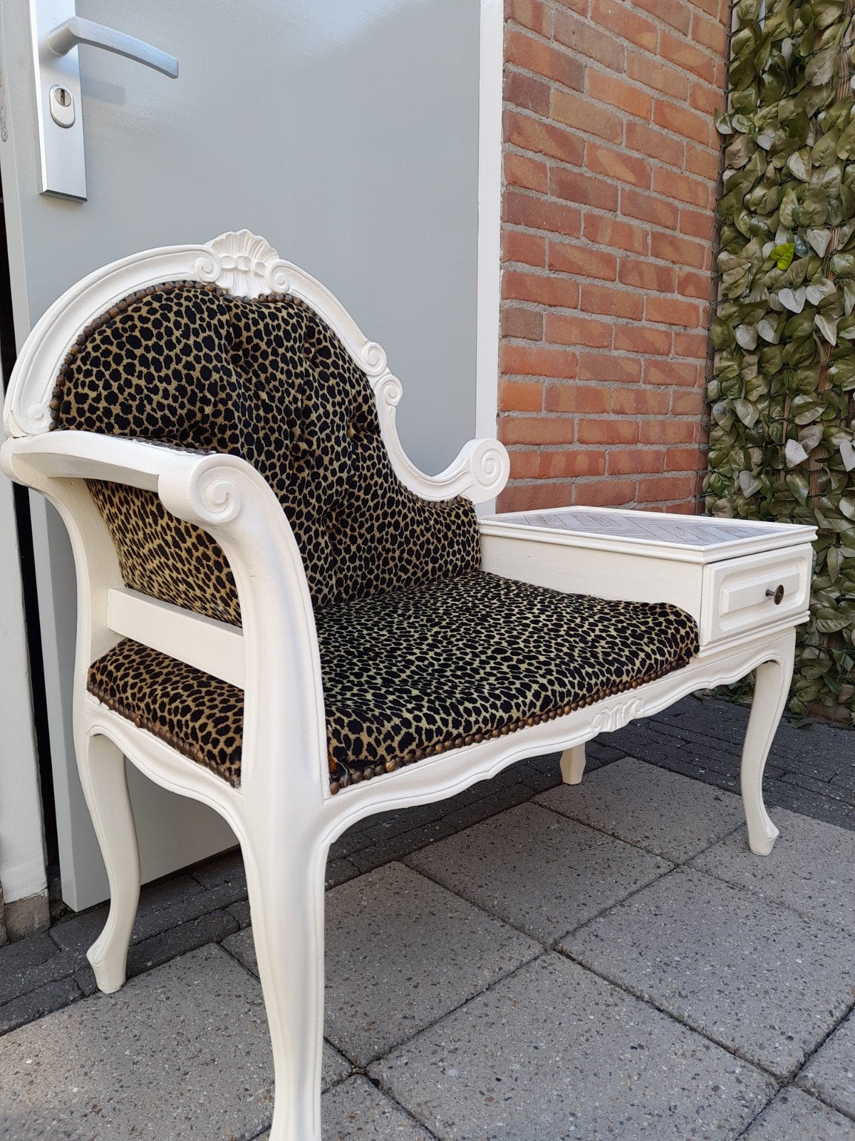 oud telefoonbankje ophalen, Ophalen