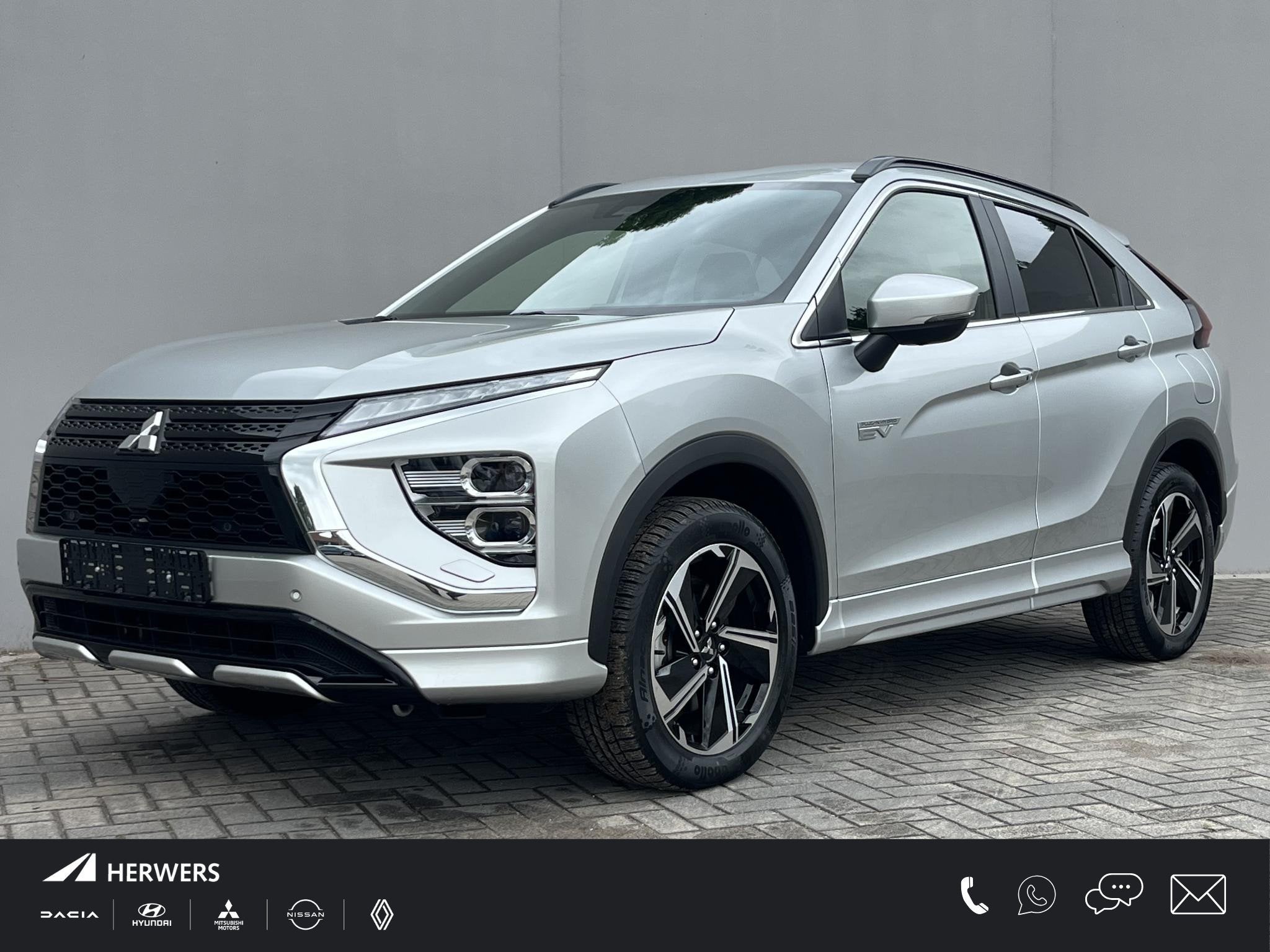 Mitsubishi Eclipse Cross 2.4 PHEV Business Executive / 8 Jaa
