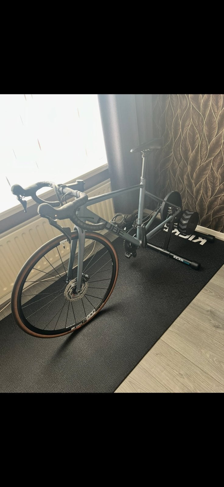 Wahoo kickr core fiets trainer, Sport en Fitness, Ophalen, Zo goed als nieuw, Overige typen