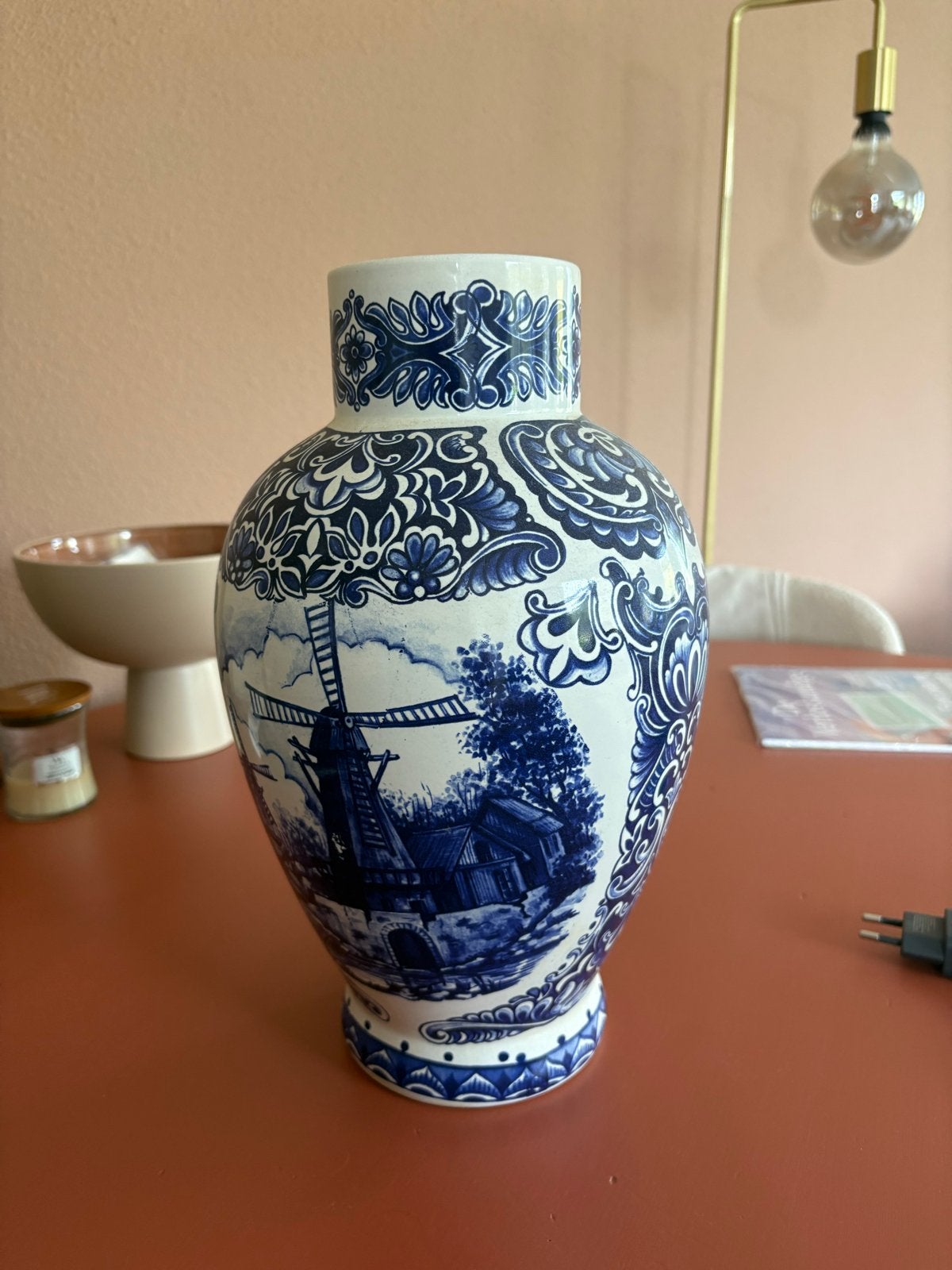 Delfts Blauwe Vaas met Molen, Ophalen