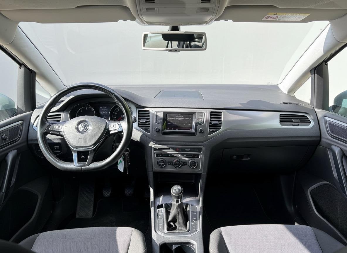 Volkswagen Golf Sportsvan 1.6 TDI Comfortline ACC park assis, Voorwielaandrijving, Stof, Gebruikt, 700 kg