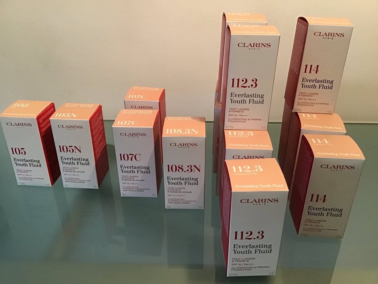 CLARINS make-up Everlasting Youth Fluid 30 ML NIEUW!!, Ophalen of Verzenden, Nieuw, Gehele gezicht, Make-up