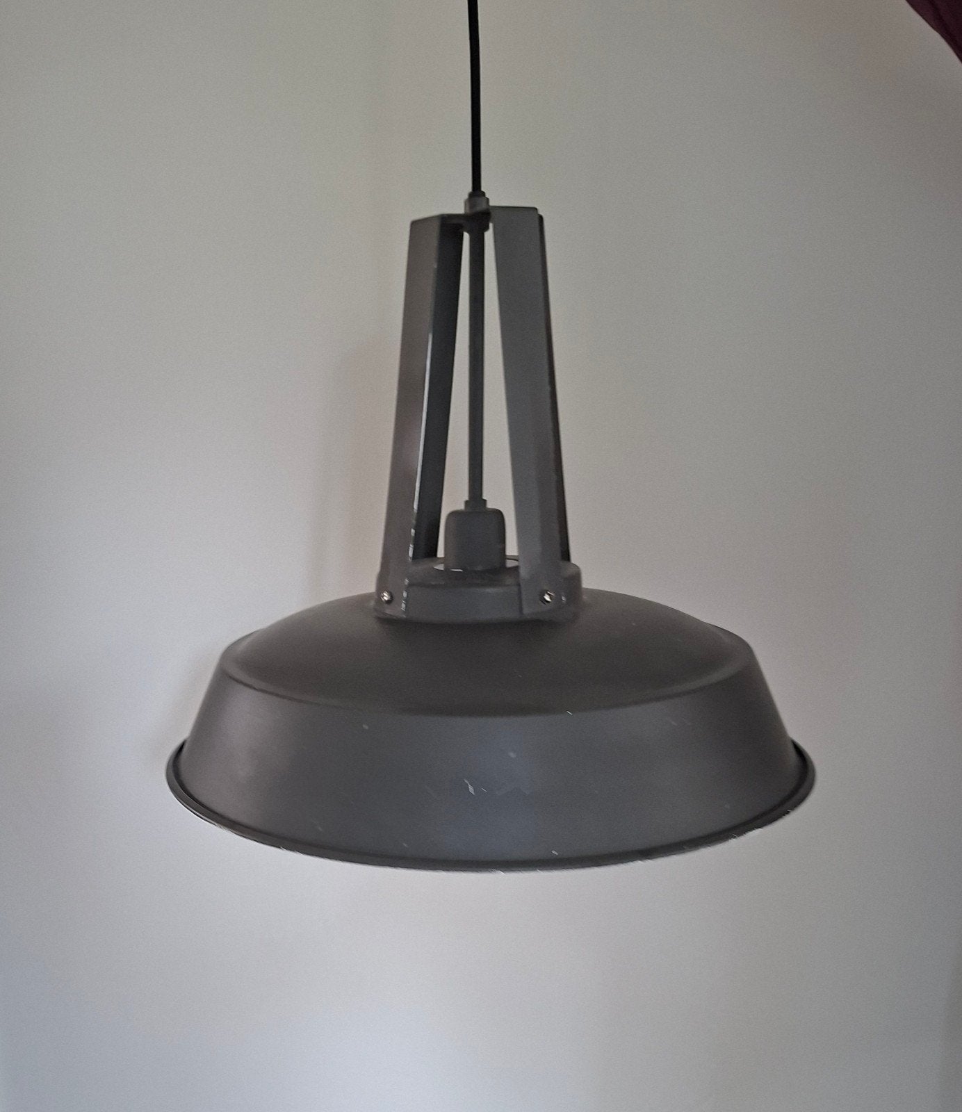 Industriële hanglamp grijs - 48 cm diameter, Ophalen, Gebruikt, E27 (groot), Metaal