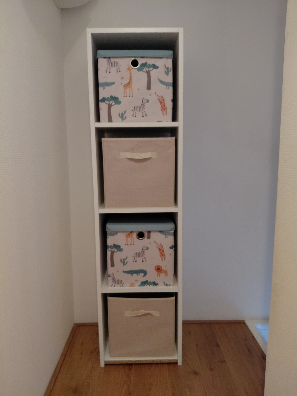 Witte kast met opbergboxen - gratis af te halen, Ophalen of Verzenden