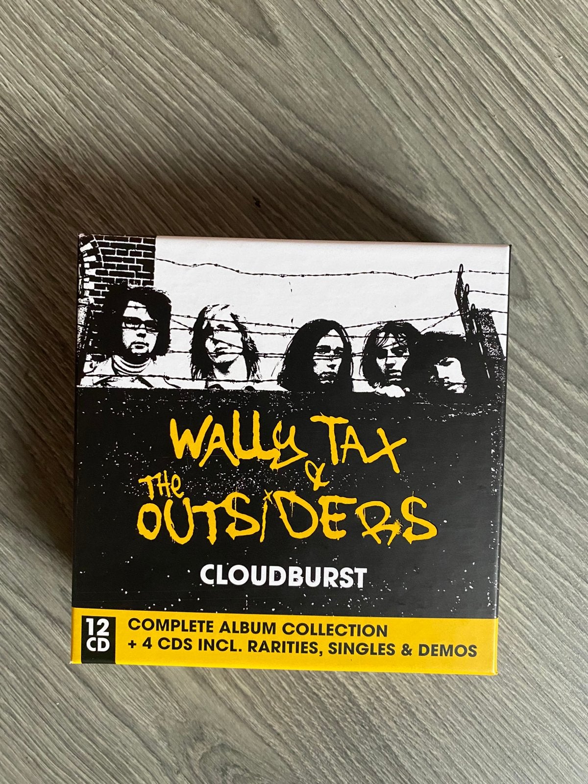 Wally Tax & The Outsiders Cloudburst 12 cd box, Cd's en Dvd's, Ophalen, Zo goed als nieuw