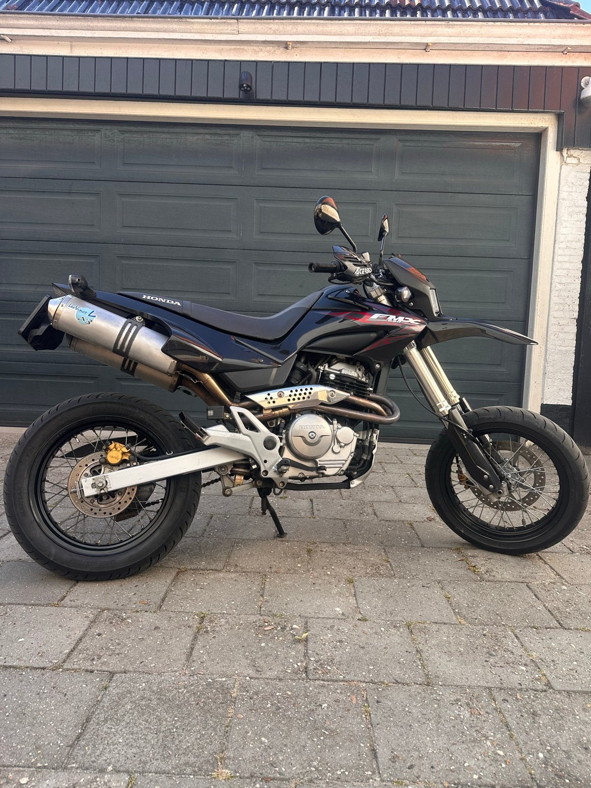 Honda FMX 650 Supermoto - A2 - Goed onderhouden, Sportuitlaat, Gebruikt, Particulier, Minimaal motorrijbewijs A2