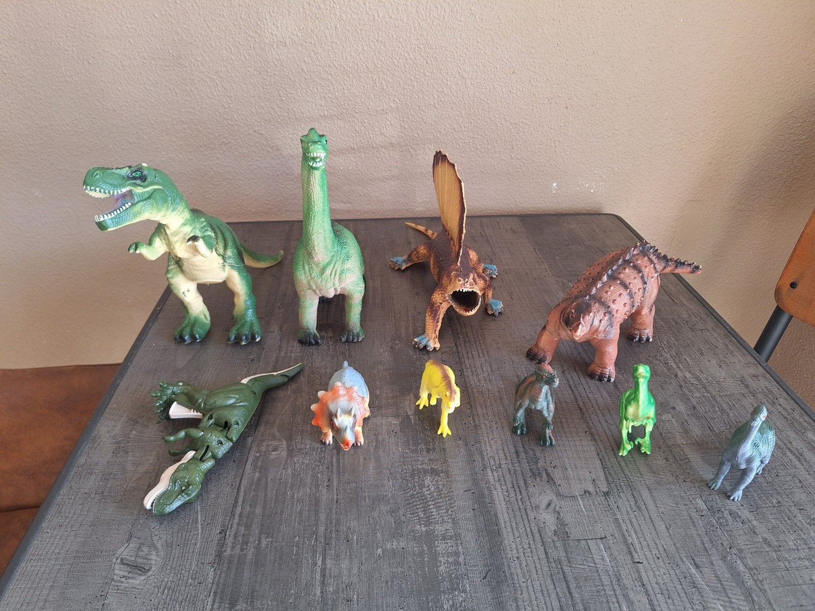 Dino's te koop!, Ophalen