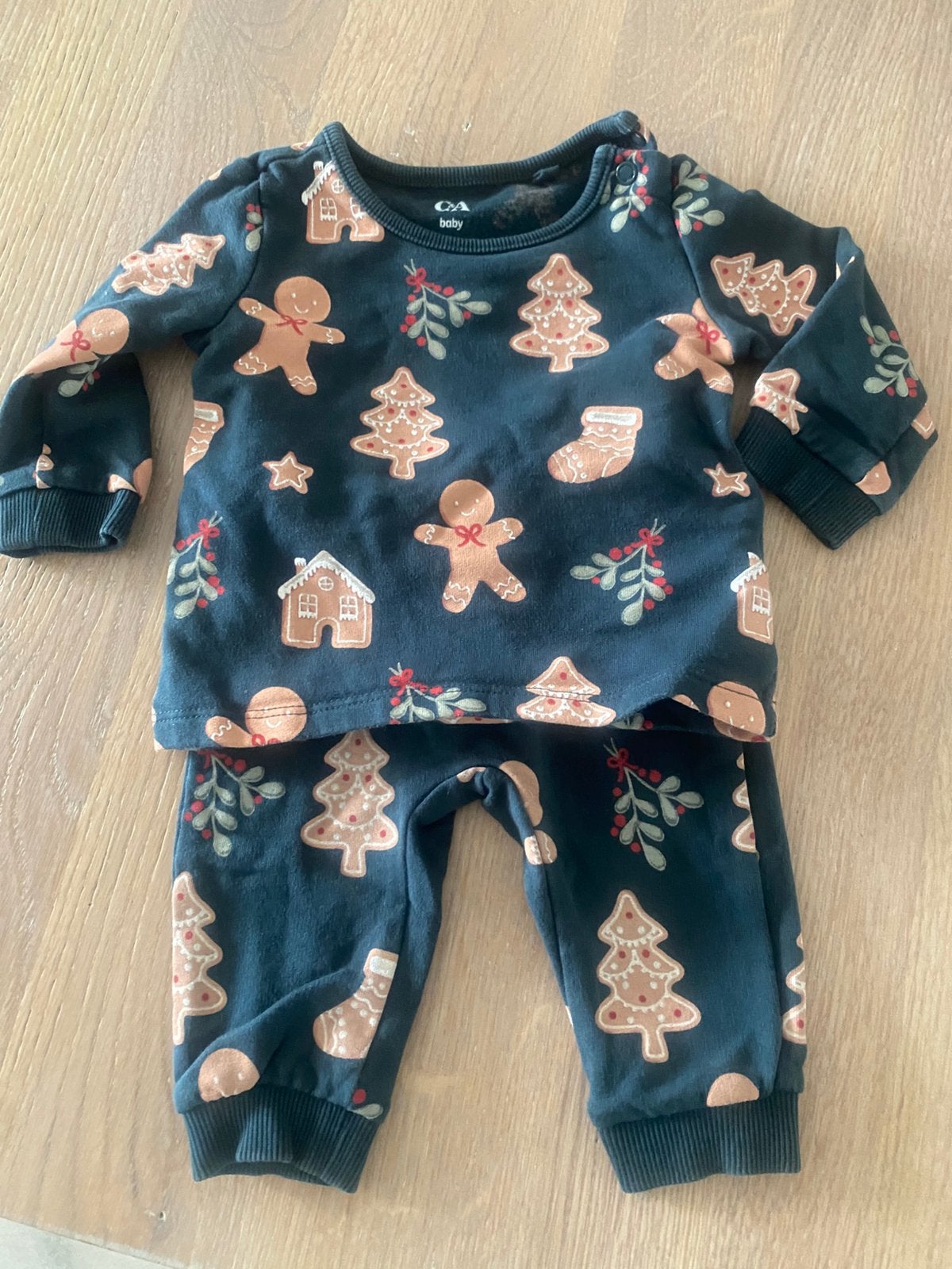Vrolijke kerst- pyama, Ophalen of Verzenden, Zo goed als nieuw, Jongetje of Meisje, Nacht- of Onderkleding