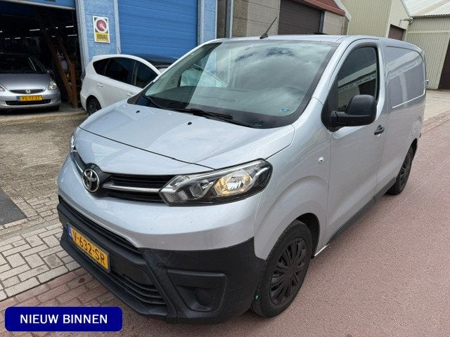 Toyota ProAce Compact 1.6 D-4D Cool Comfort nov-2018 NAP 189, Auto's, Voorwielaandrijving, Dealer onderhouden, Bluetooth, Gebruikt