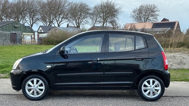 Kia Picanto 1.0 LX 5-Drs Stuurbekrachting Audio-CD/MP3 Color, Voorwielaandrijving, Stof, 4 cilinders, 400 kg