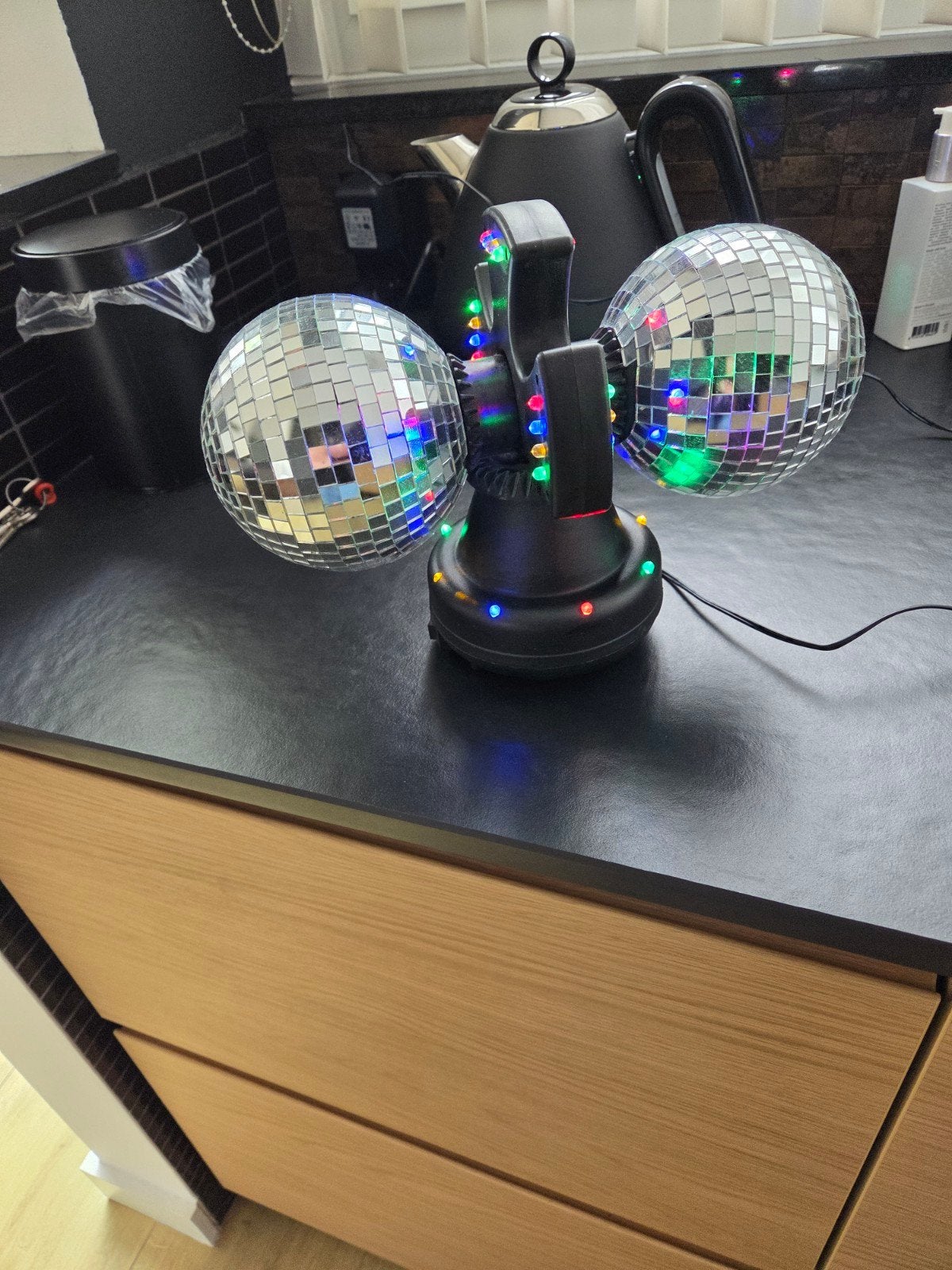 Dubbele Discobal met LED Verlichting - Feestverlichting, Hobby en Vrije tijd, Ophalen, Zo goed als nieuw, Feestartikel, Verjaardag