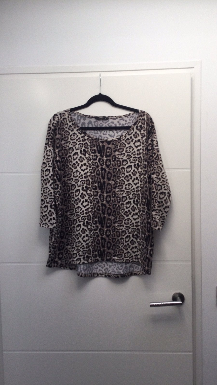 Only panter truitje maat M, Maat 38/40 (M), Bruin, Ophalen of Verzenden, Zo goed als nieuw
