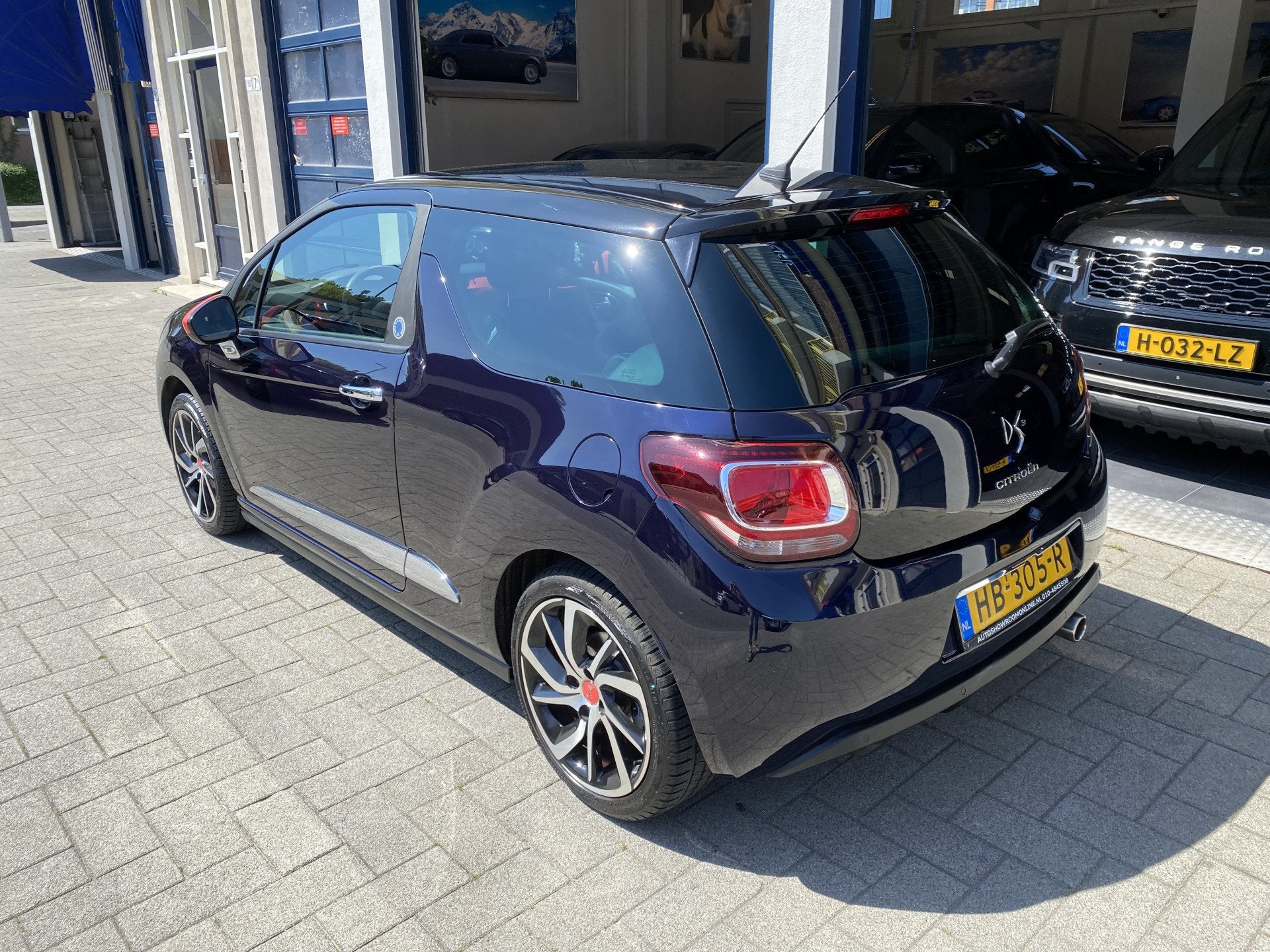 DS DS 3 1.2 PureTech Inès de la Fressange NL AUTO/NIEUWSTAA, Voorwielaandrijving, Automatische klimaatregeling, Euro 6, Blauw