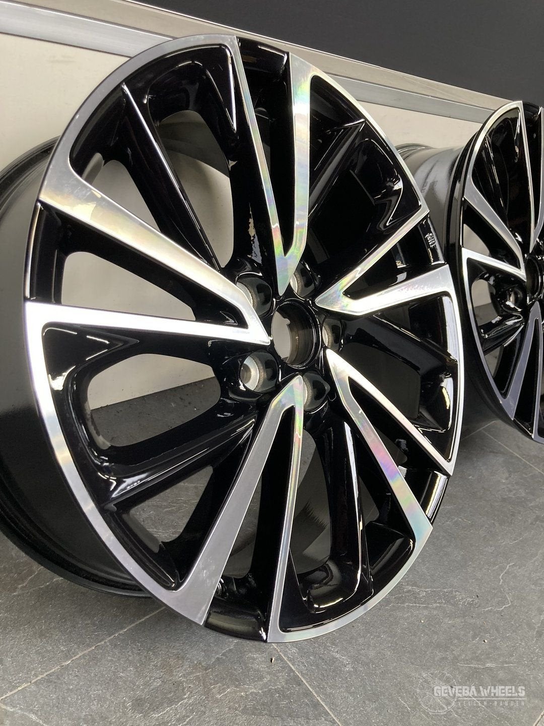 19” originele Toyota C-HR II (vanaf 2024) velgen 5x114.3 CLX, 19 inch, Gebruikt, Velg(en), -
