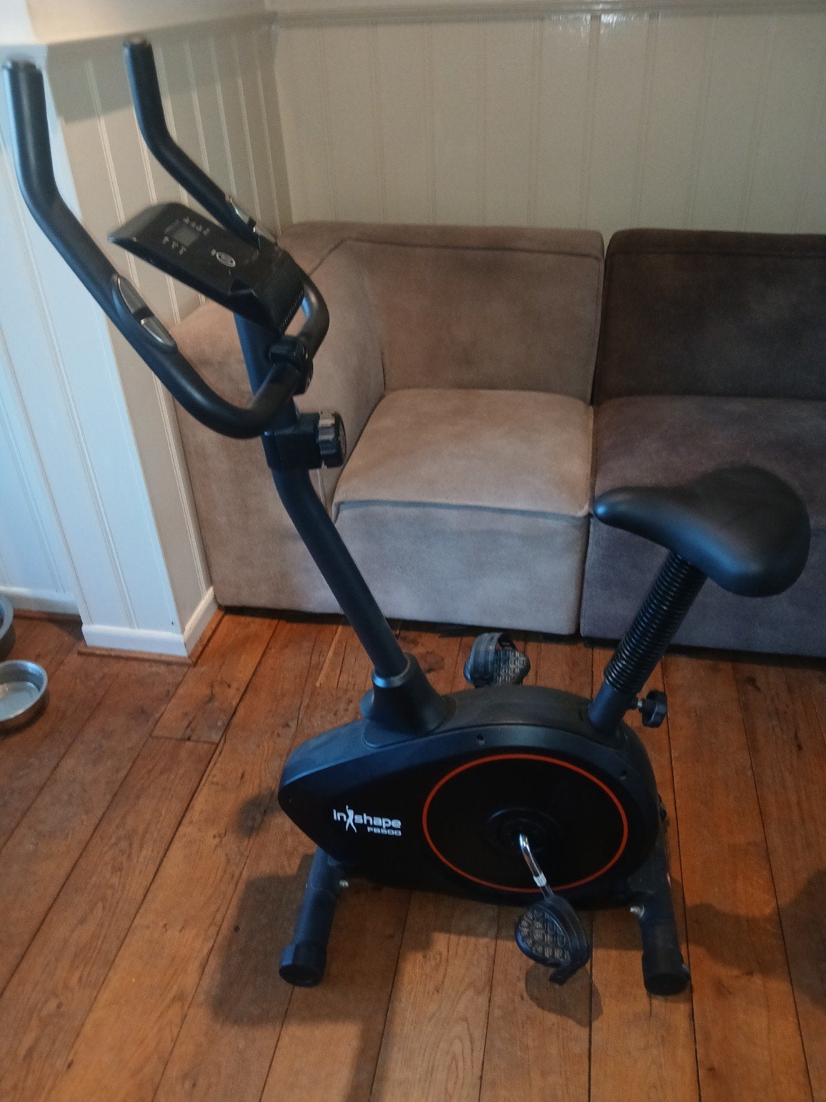 InShape FB500 Hometrainer - Zo goed als nieuw, Ophalen, Zo goed als nieuw, Metaal, Benen